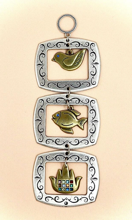 hamsa design with the dove of peace and fish for good luck