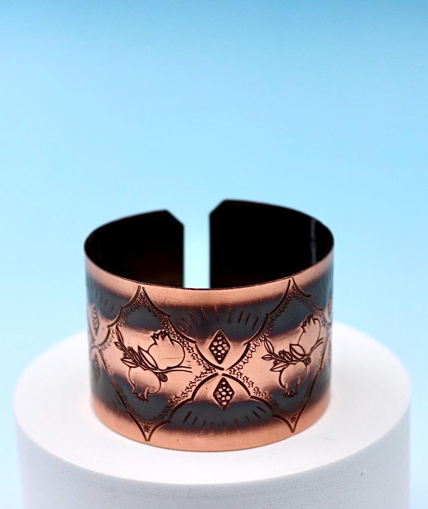 Oxides copper bracelet with pomegranates