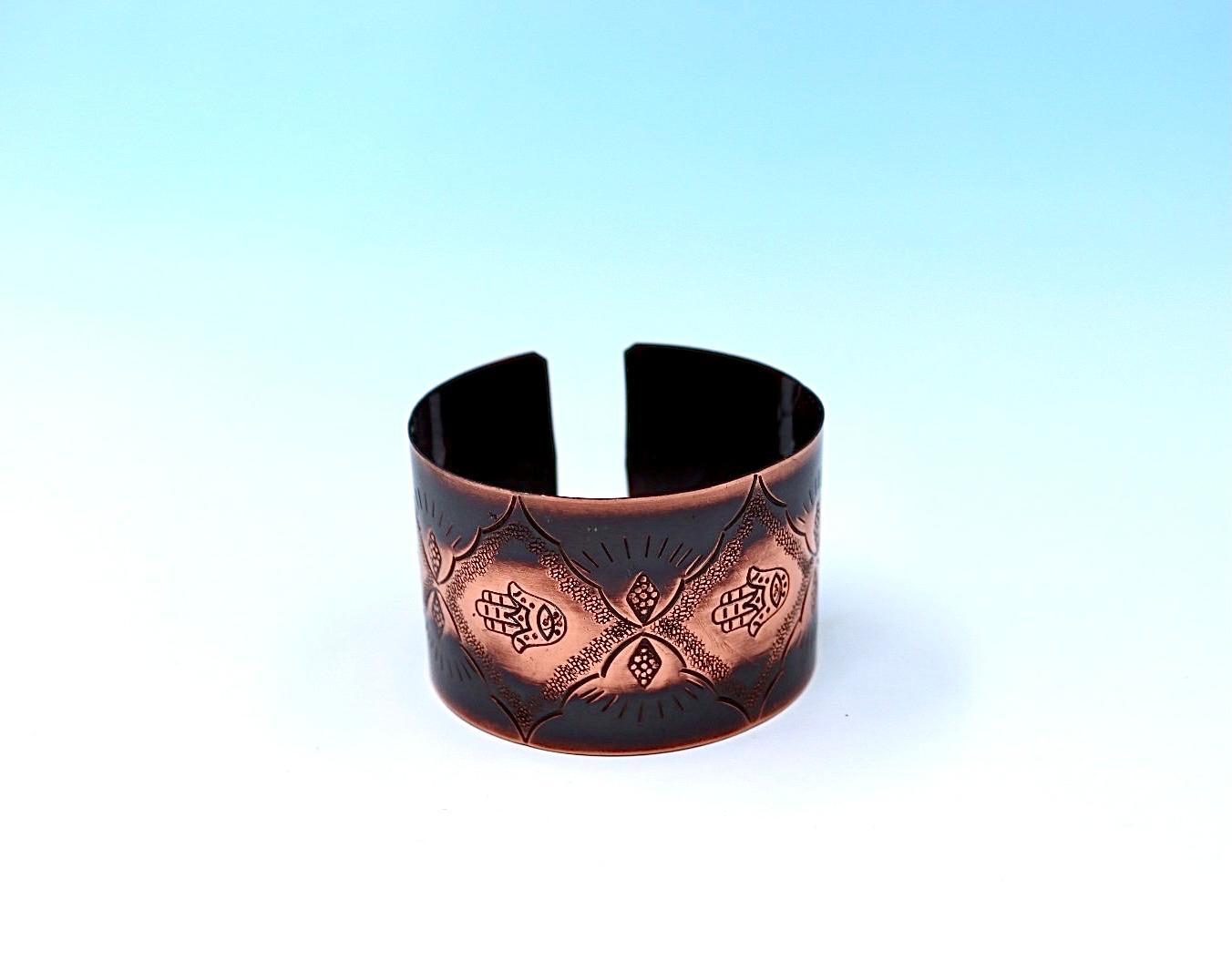 Oxides copper bracelet with Hamsa