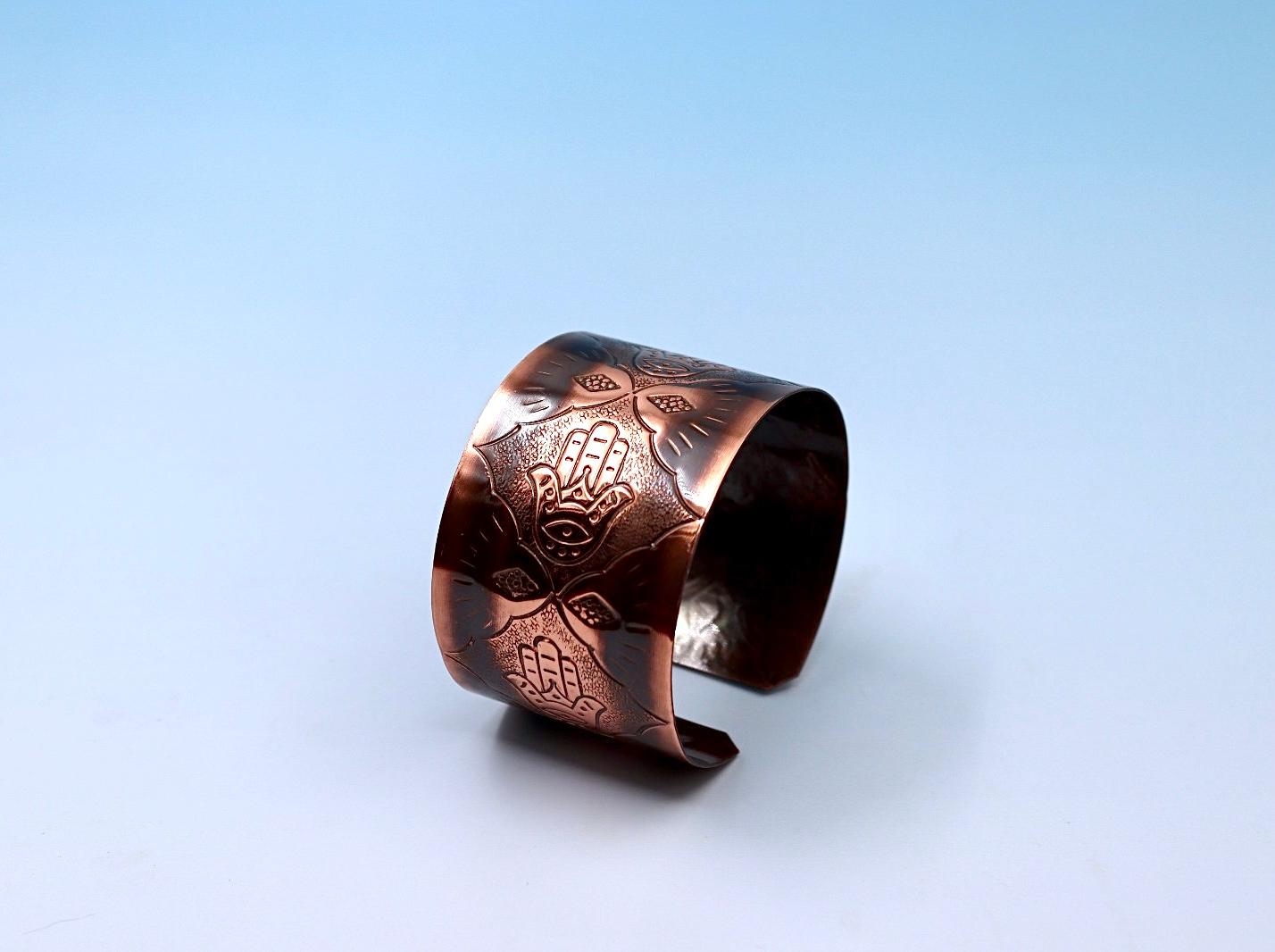 Oxides copper bracelet with Hamsa