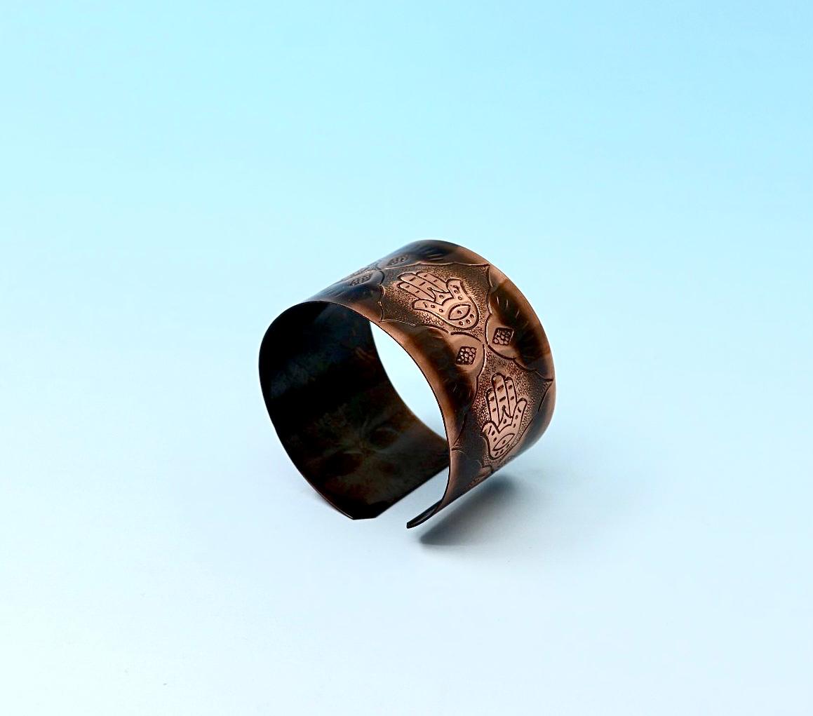 Handmade copper bracelet, with Hamsa design