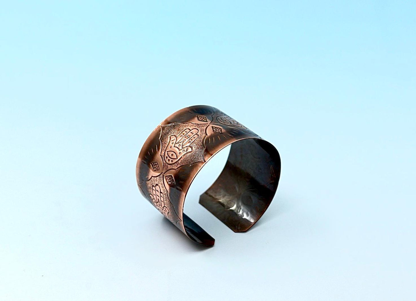 Handmade copper bracelet, with Hamsa design