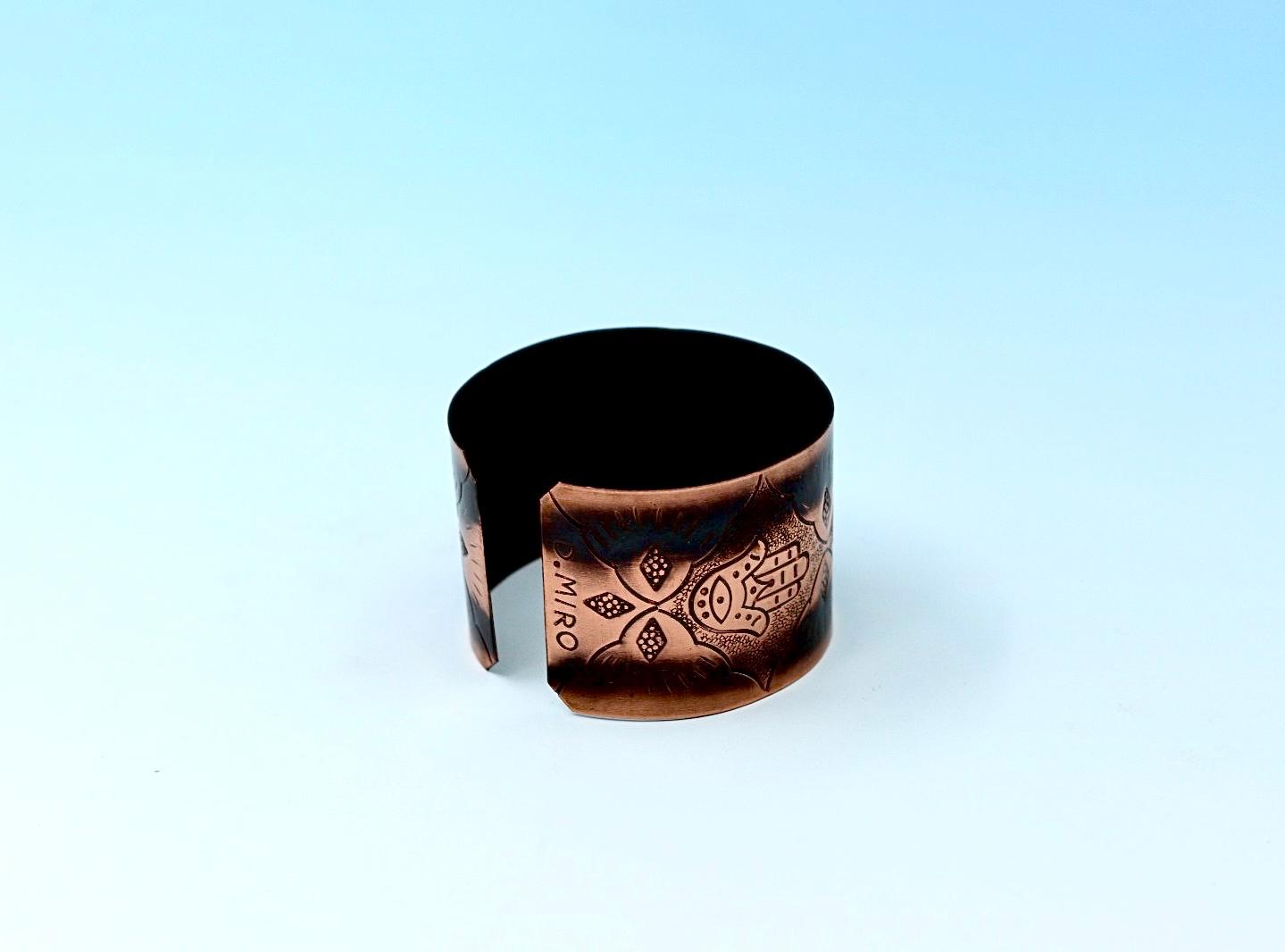 Handmade copper bracelet, with Hamsa design