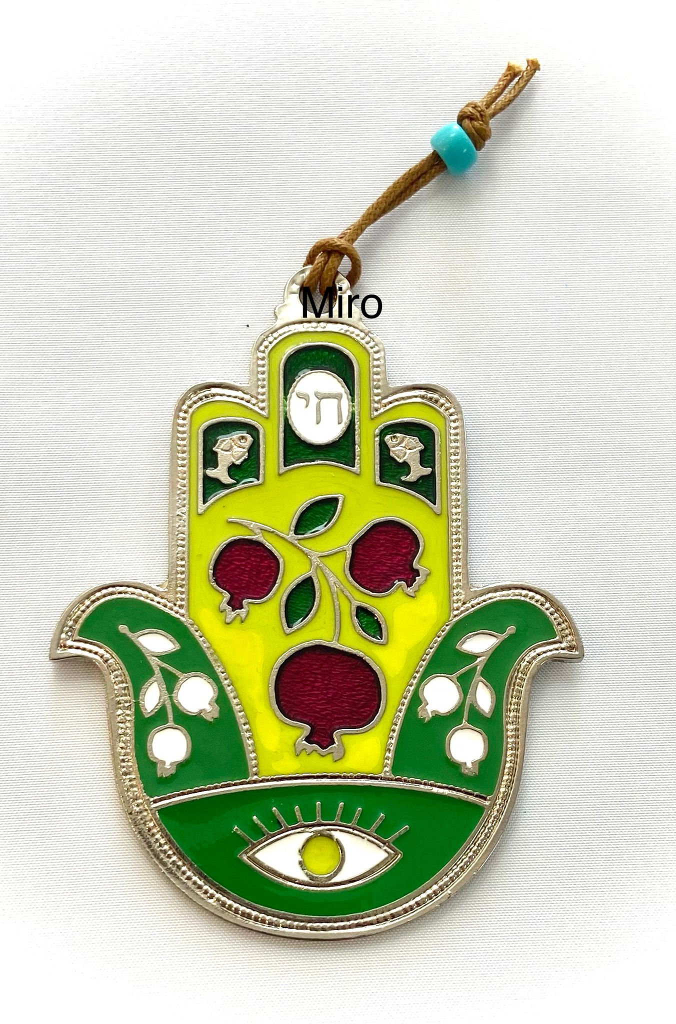 Hamsa with pomegranate
