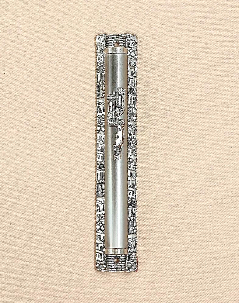 Aluminum mezuza