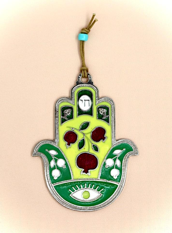 Hamsa with pomegranate