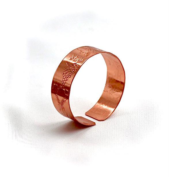 copper bracelet with seven species