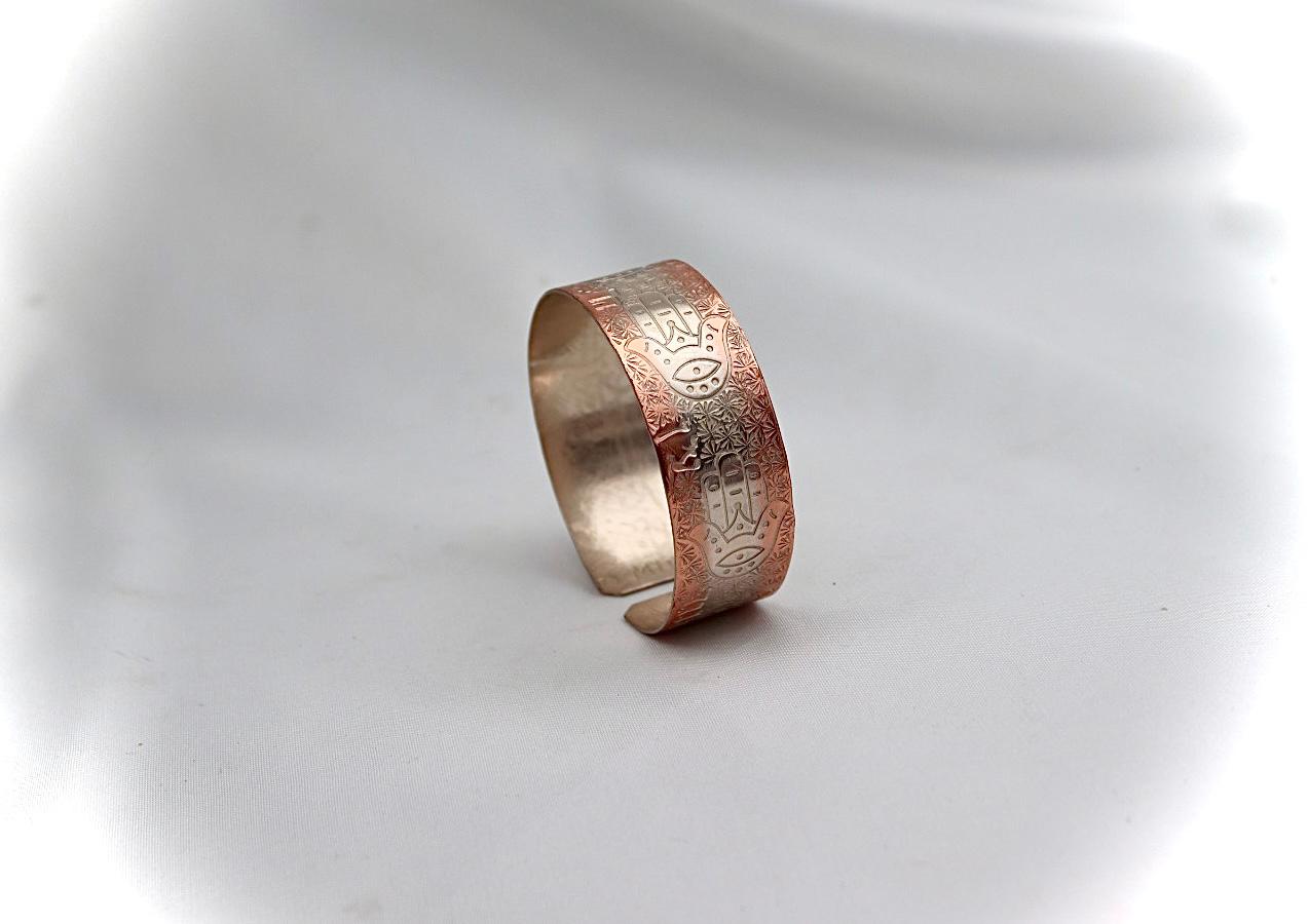 Copper bracelet with hamsah