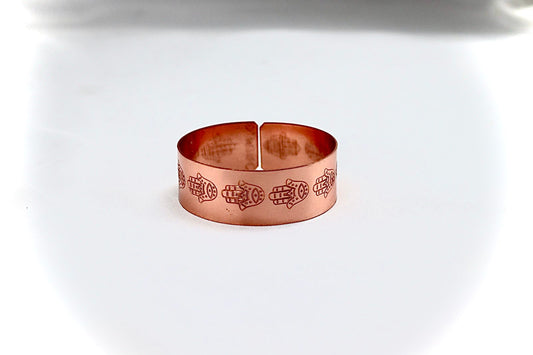 copper bracelet with Hamsa