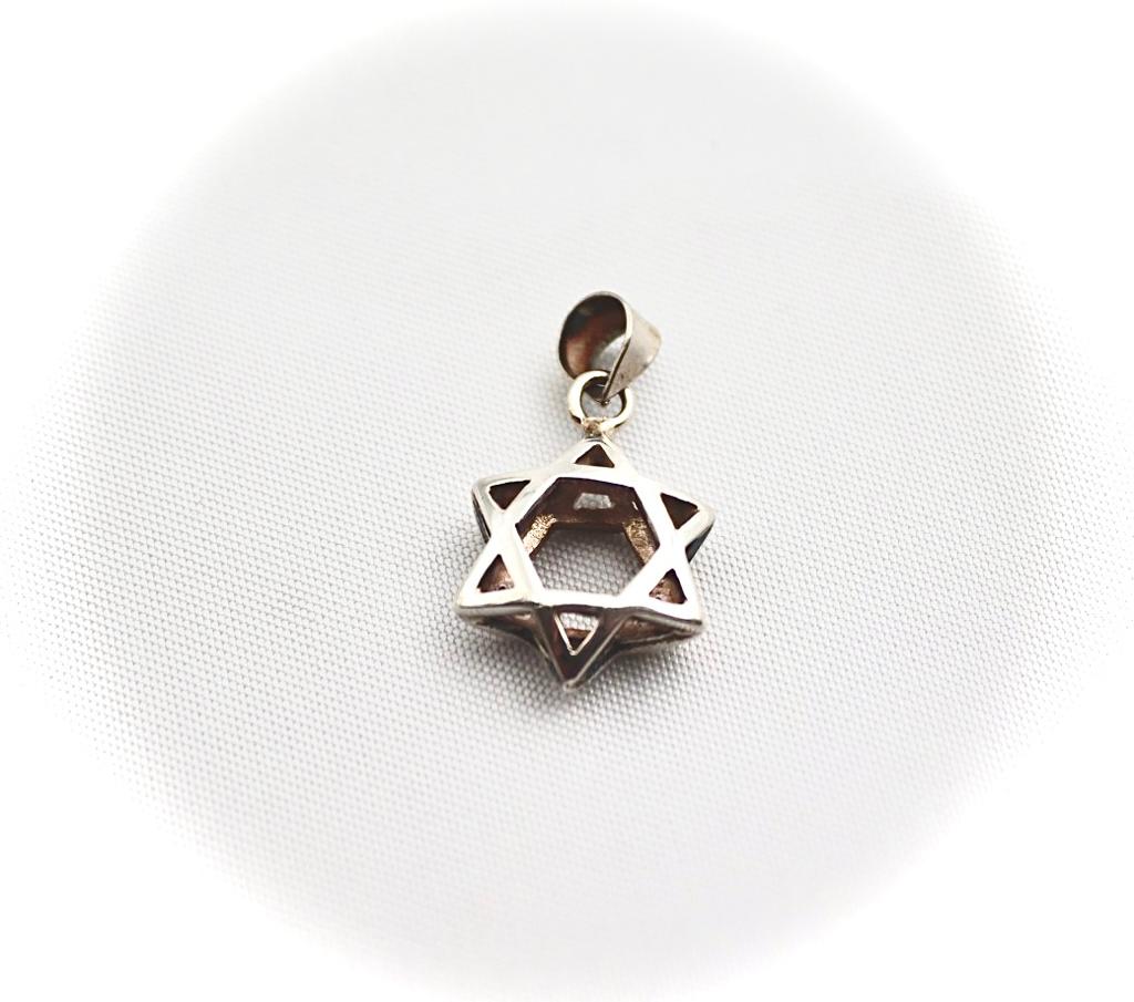 Star of David pendant