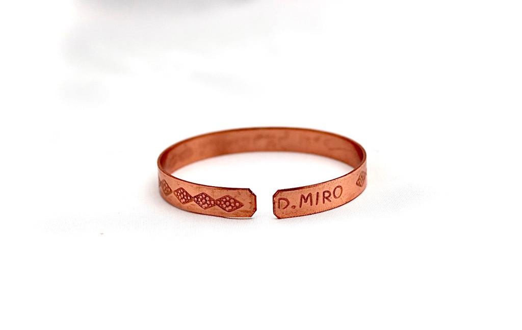 Copper bracelet with ״The Nation Of Israel Lives״