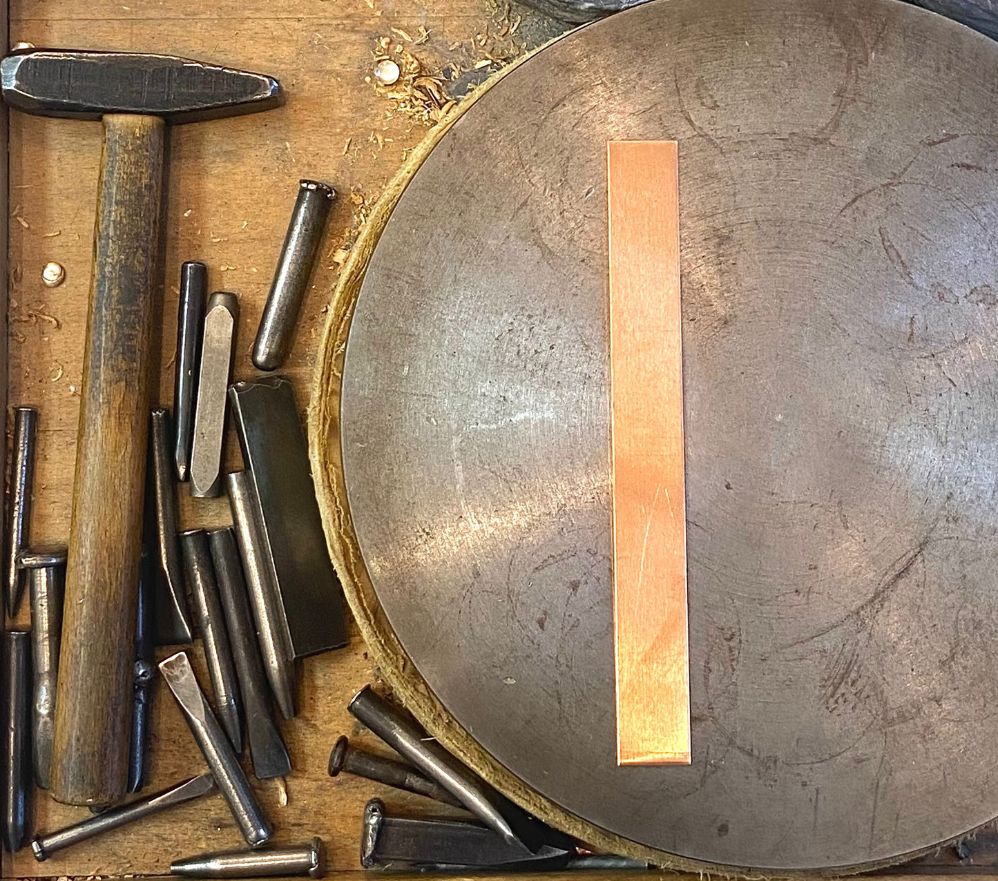 Copper bracelet with a unique design