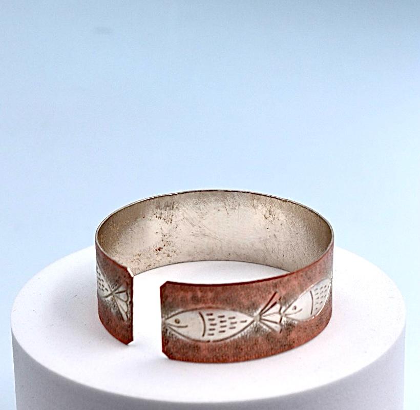 copper bracelet with silver engraved with Fish