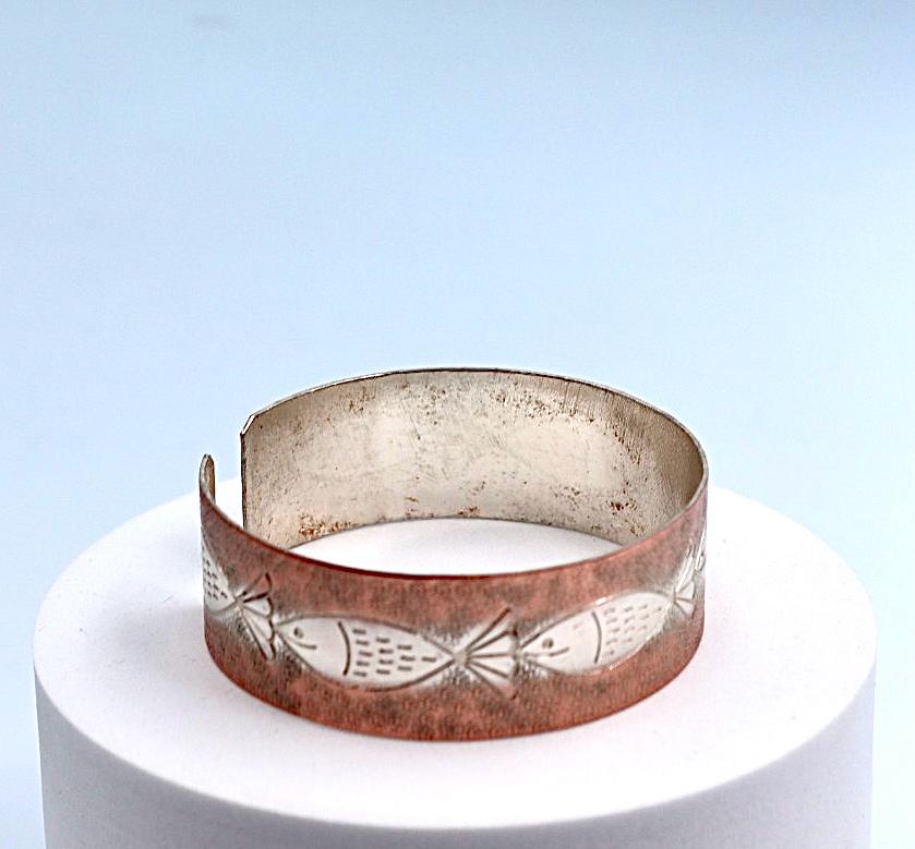 copper bracelet with silver engraved with Fish