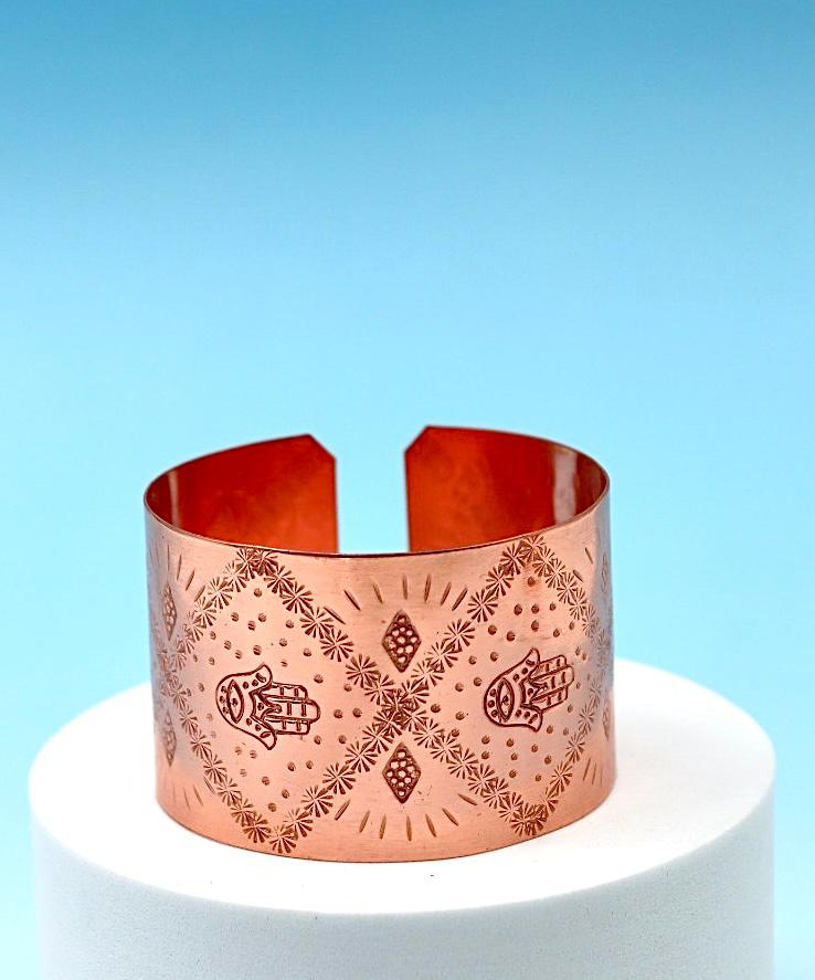 copper bracelet with Hamsa