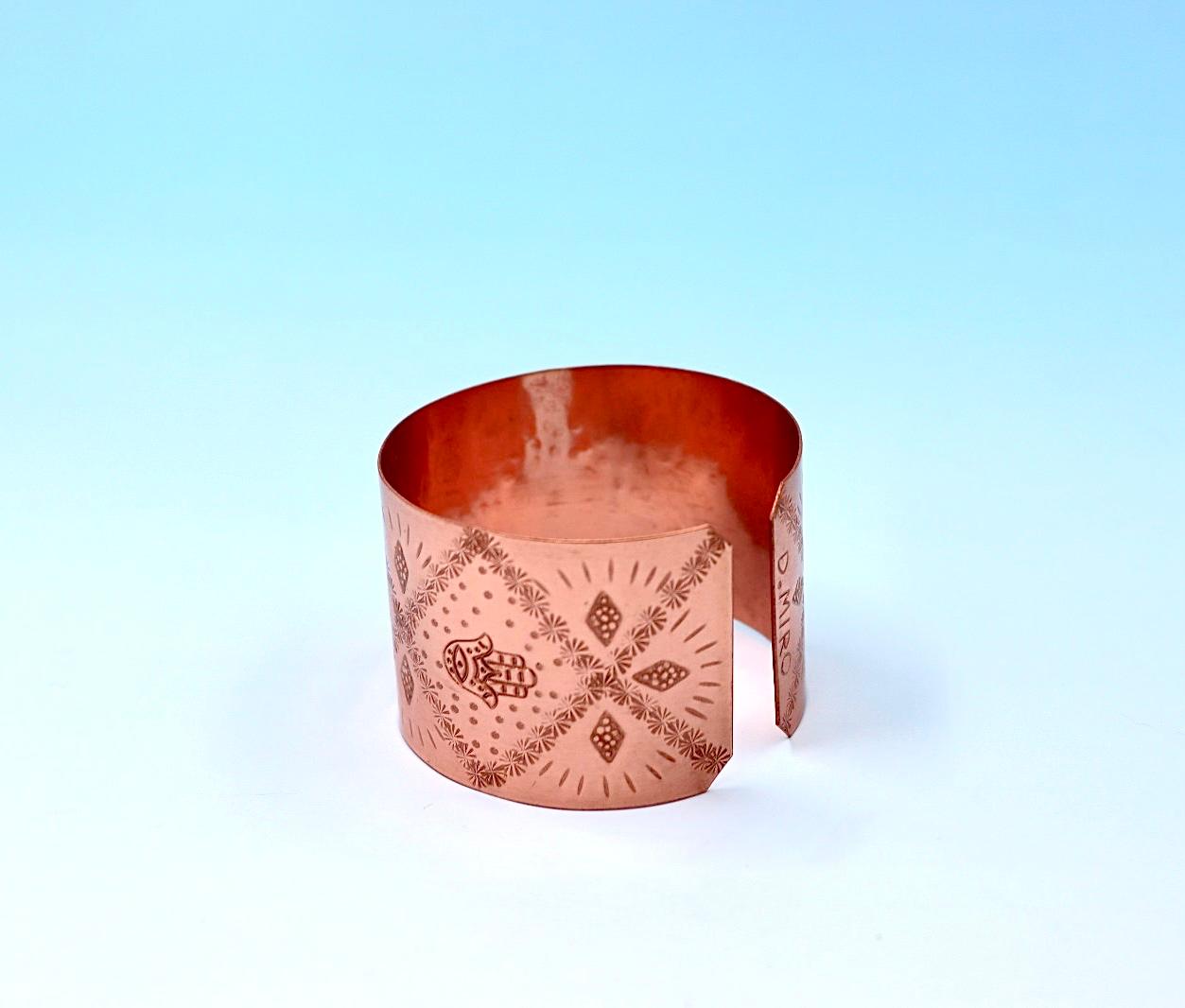 copper bracelet with Hamsa