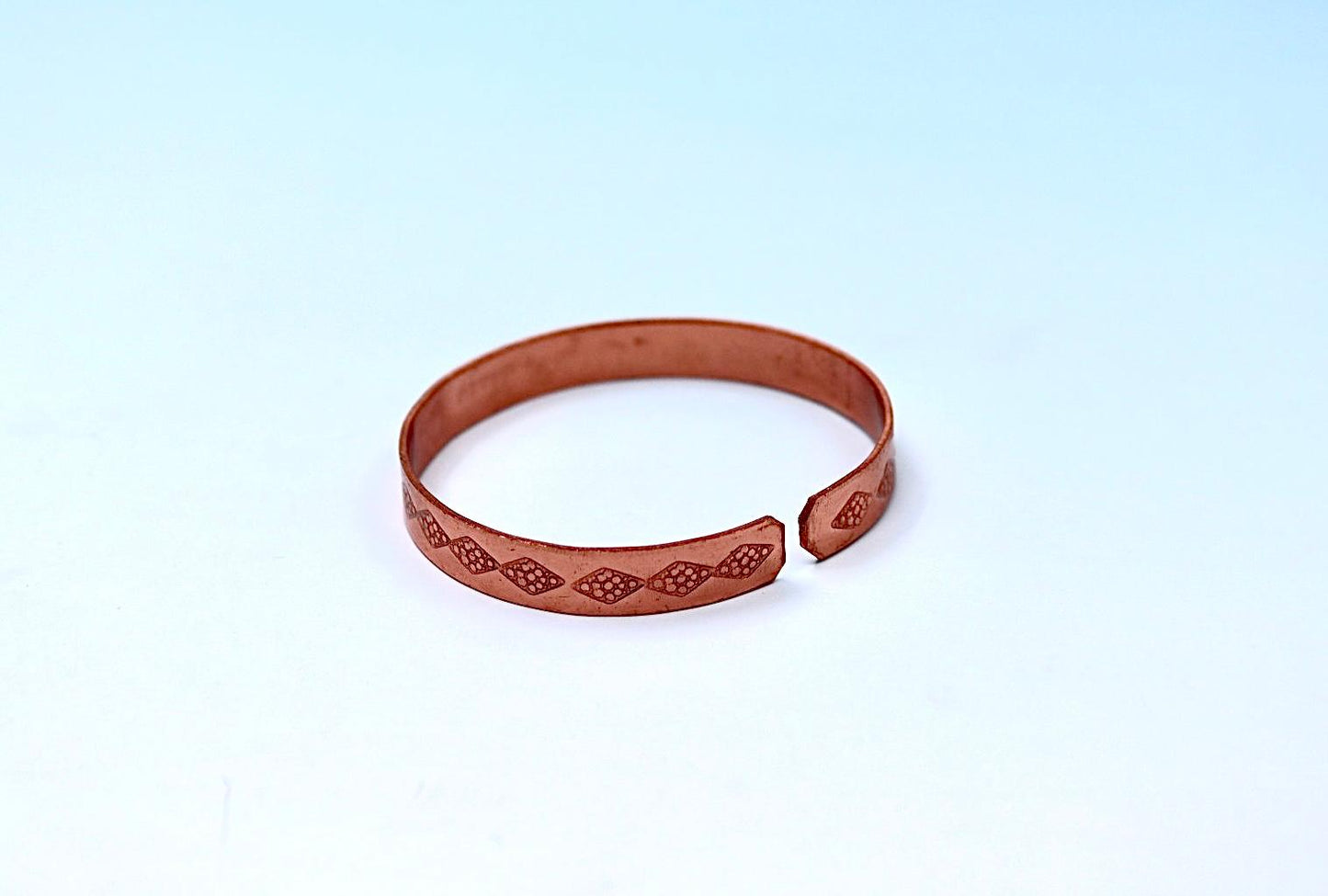 copper bracelet engraved "The nation of Israel lives"