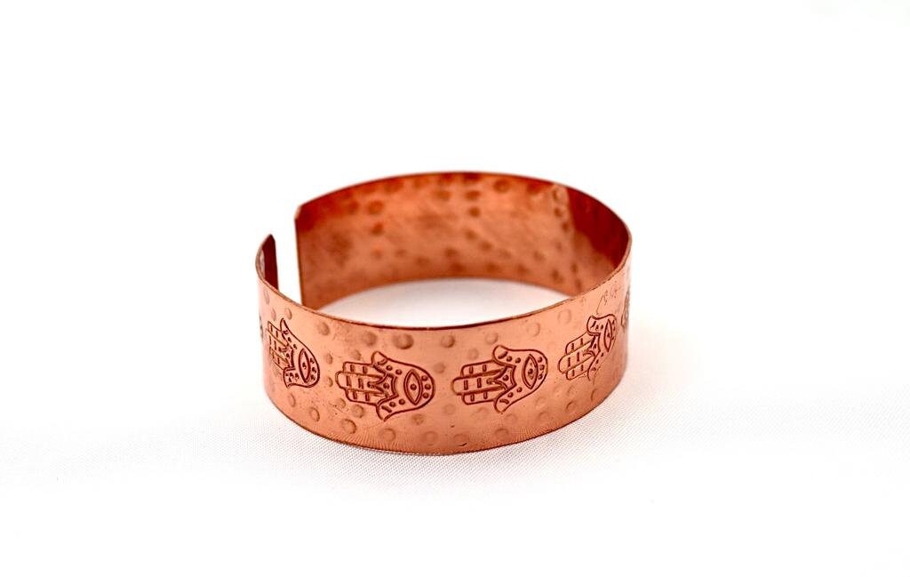 copper bracelet with Hamsa