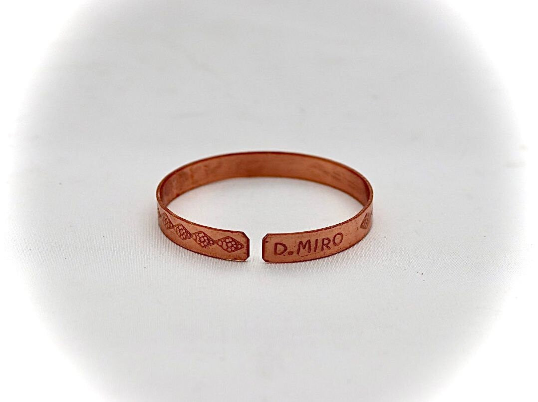 copper bracelet engraved "luck and blessing" in Hebrew