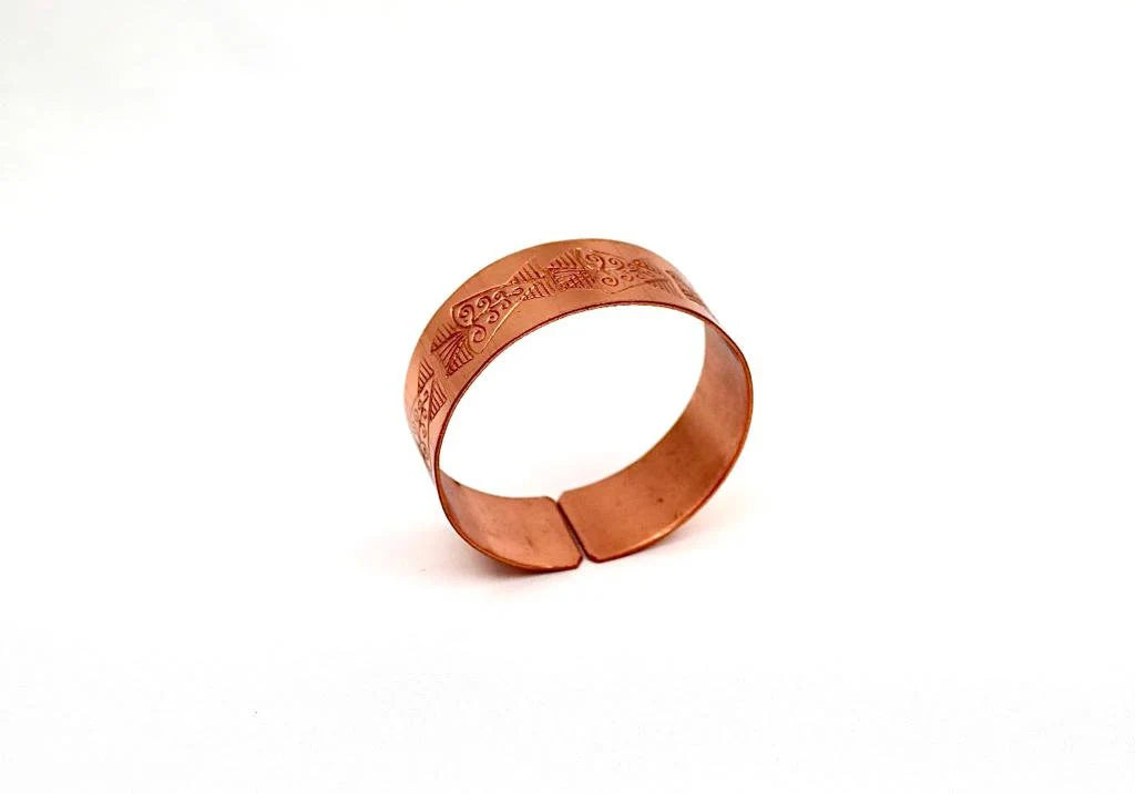 copper bracelet with a unique design