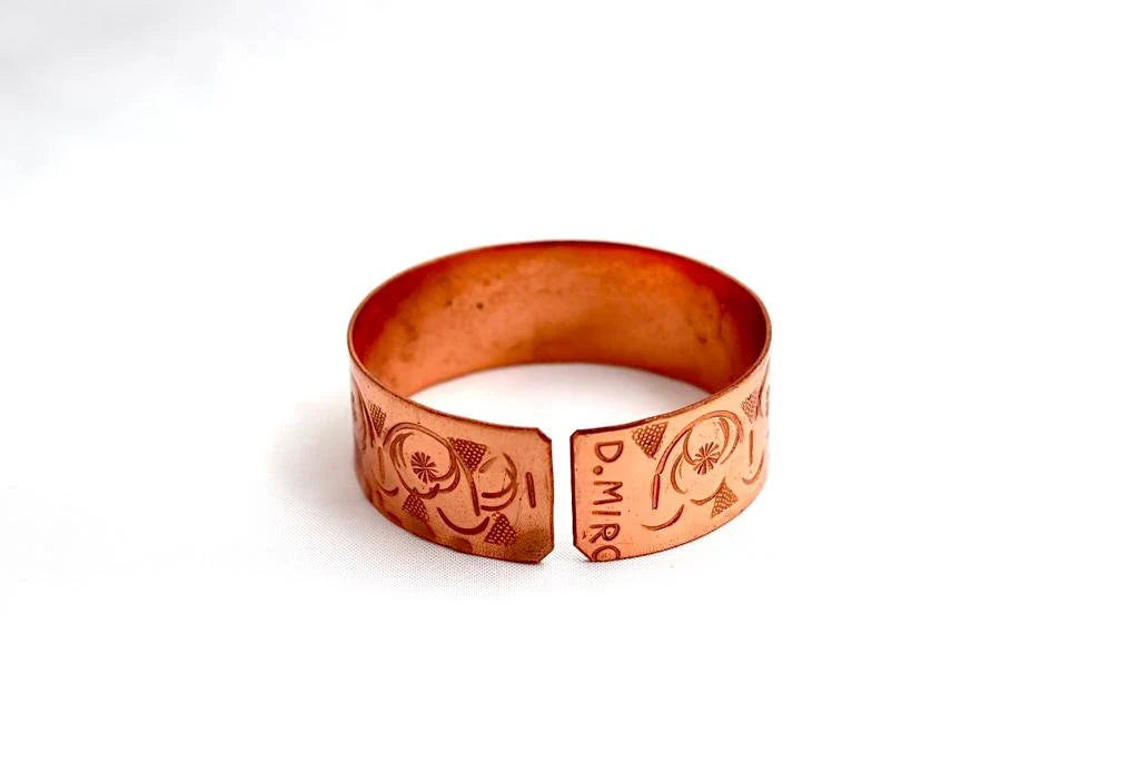 copper bracelet with a unique design