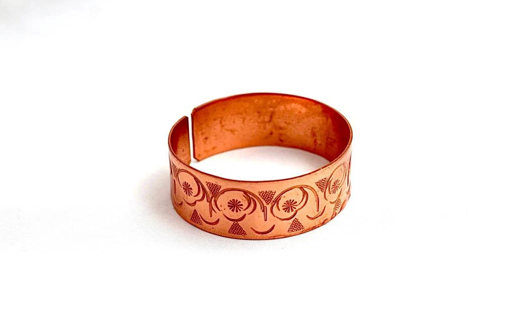 copper bracelet with a unique design