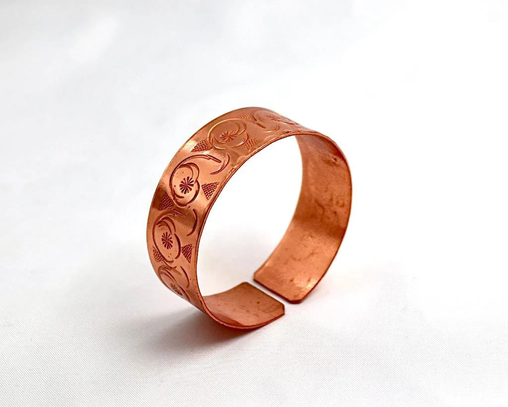 copper bracelet with a unique design